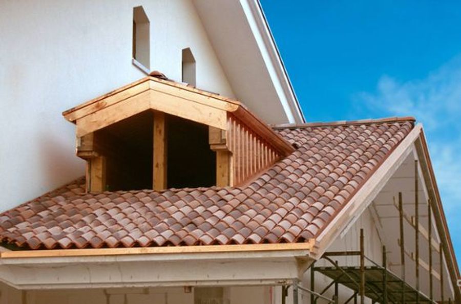 Vantaggi e costi della costruzione di un abbaino habitissimo Abbaino tetto prezzi