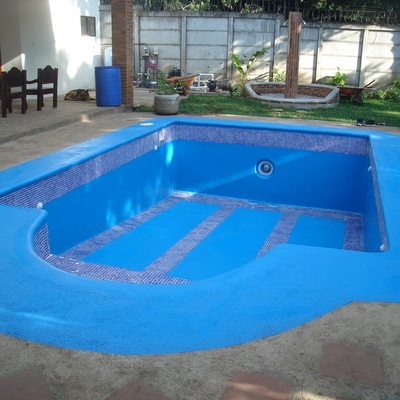 Drenaggio piscina per manutenzione