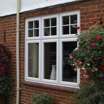 Finestre in PVC decorate