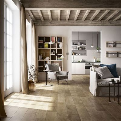 Pavimentare e piastrellare con il grès porcellanato