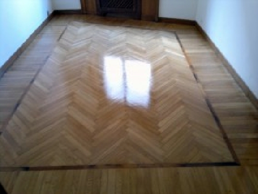 Preventivo lucidare parquet graffiato online habitissimo Come lucidare il parquet rovinato