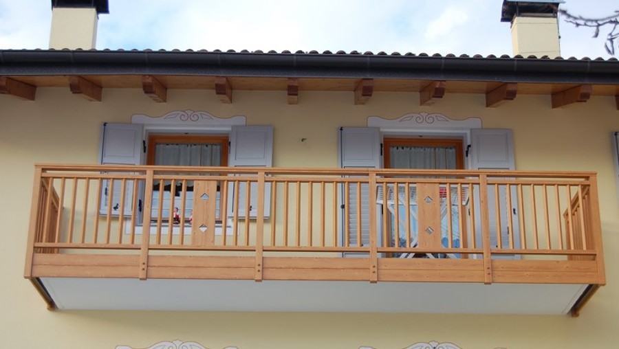 Preventivo ringhiere e recinzioni in pvc online habitissimo Ringhiere pannelli per balconi
