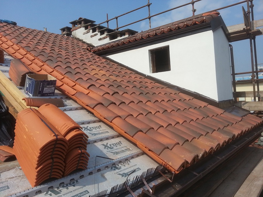 Costi e consigli per la ristrutturazione di un tetto habitissimo Rifare un tetto costi