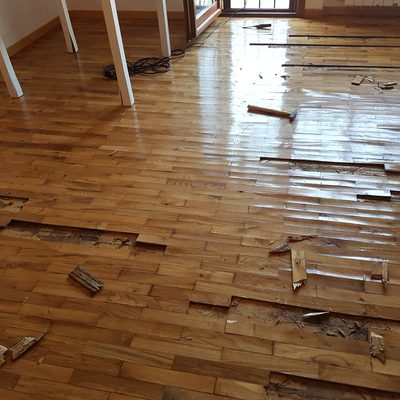 Preventivo levigare e verniciare parquet online habitissimo Colorare parquet legno