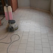 Monospazzola per lavaggio balconi e terrazzi