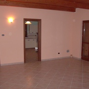 villetta rivestita in pietra a vista