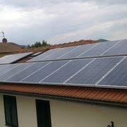impianto fotovoltaico su tetto di civile abitazione