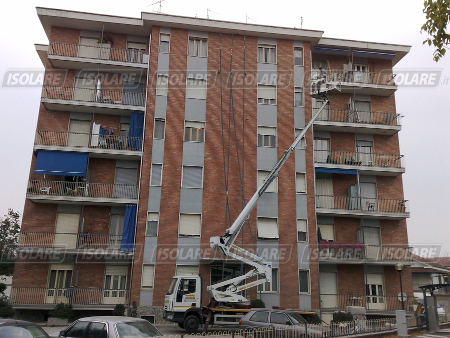 Foto: coibentazione intercapedini pareti esterne con intercapedine ... Coibentazione pareti esterne