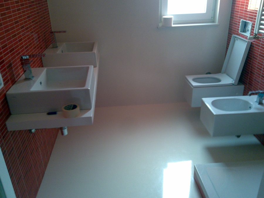 Foto: bagno in resina di cellini fabio isolamenti #97669 habitissimo Bagni in resina prezzi