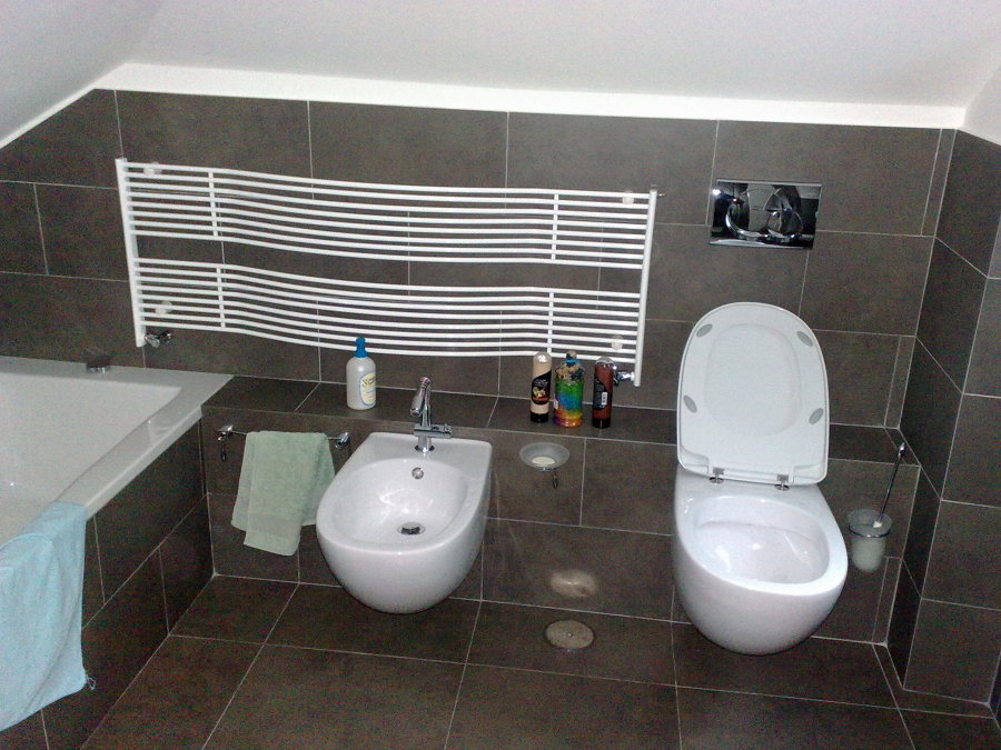 Foto: Bagno Rivest. Gres Porcellanato di Impresa Edile Geom ... Foto: Bagno Rivest. Gres Porcellanato di Impresa Edile Geom ...