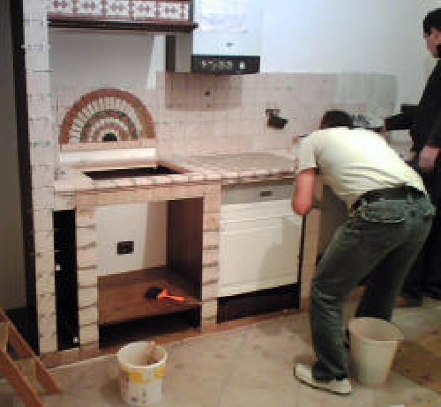 Foto: cucine in muratura di ristrutturazioni edili perticone ... Cucine esterne rustiche in muratura