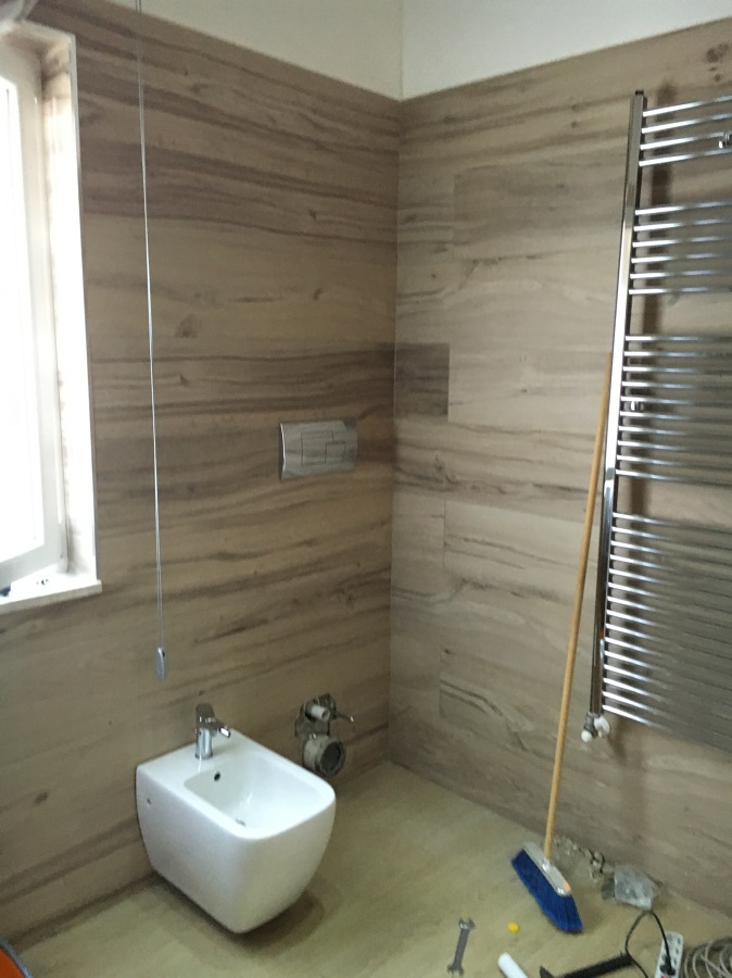 Foto: pavimento e rivestimento finto legno di cmg costruzioni srl ... Rivestimento finto legno