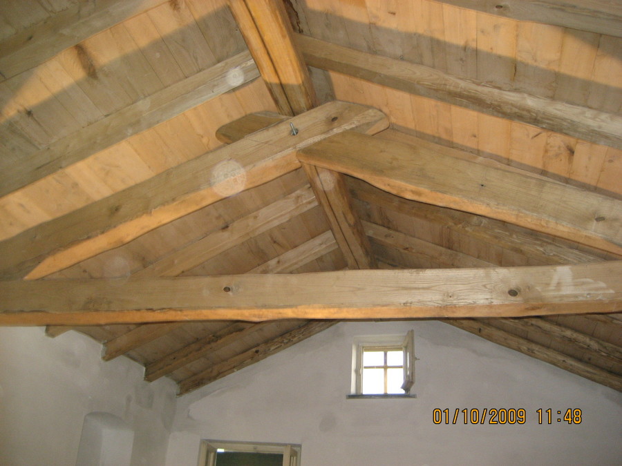 Foto: tetto in legno di castagno di geom. daniele gulleri #49414 ... Tetti in legno di castagno