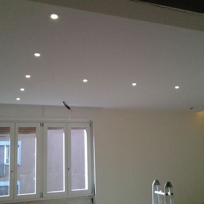 CONTRO SOFFITTO IN CARTONGESSO CON FARETTI LED