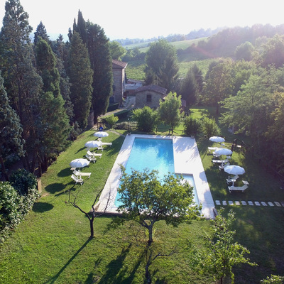 Piscina in agriturismo. Reggello (FI)