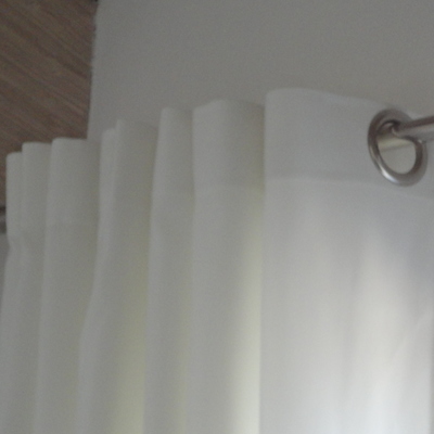 Tenda arricciata con anelli