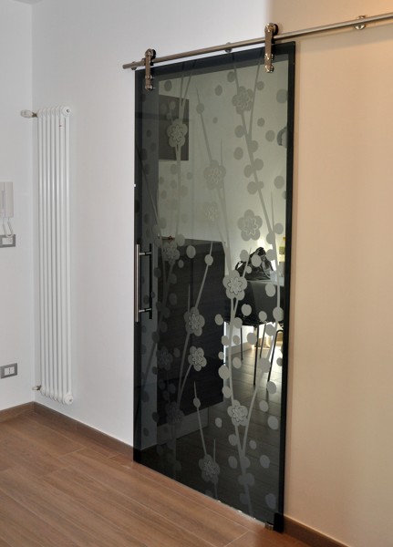 Foto: porta cristallo fumè di mazzoli porte vetro #60941 habitissimo Porta scorrevole vetro fumè