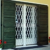 2 finestre ed una porta finestra camere