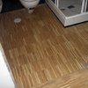 Pulizia di un pavimento industriale