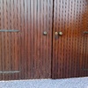 Portone in legno portarlo a vergine e trattarlo