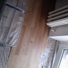 Posa parquet prefinito incollato
