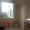 Rivestimento bagno con cemento resina
