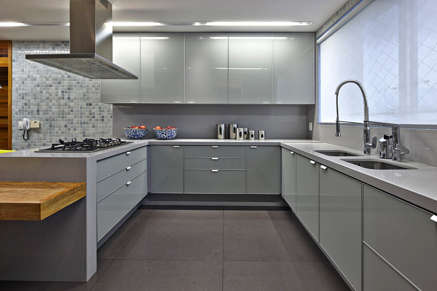 Foto: Cucina con Ante In Vetro di Rossella Cristofaro #519116 ... Foto: Cucina con Ante In Vetro di Rossella Cristofaro #519116 ...
