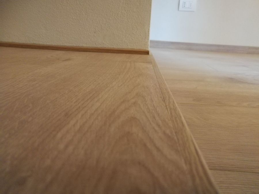 Posa pavimento laminato Rovere