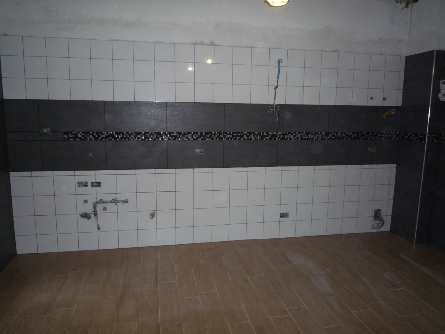 Foto: posa rivestimento cucina con fascia mosaico di canova marco ... Posa piastrelle mosaico