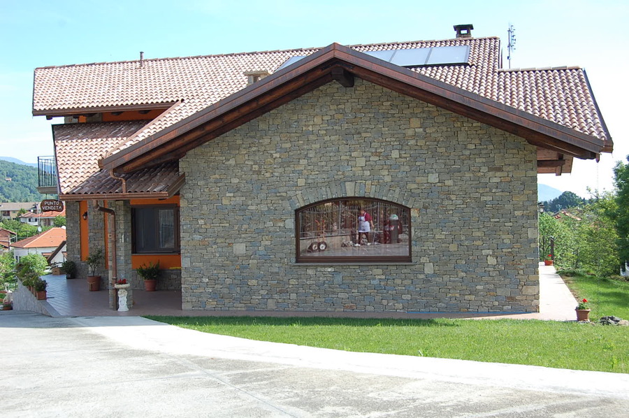 Foto: rivestimento villetta in pietra di langa di a.l.p. snc di ... Pietra di langa cortemilia