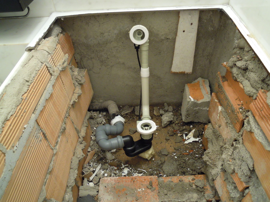 Foto: sostituzione vasca da bagno senza rompere le piastrelle di ... Come sostituire vasca da bagno