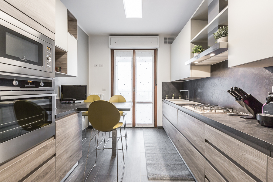 Foto: una cucina funzionale di facile ristrutturare milano #417299 ... Idee per ristrutturare la cucina
