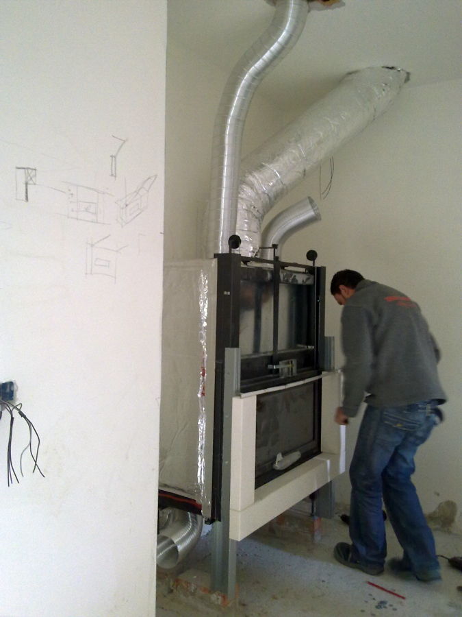 Foto: zzazione camino e rivestimento palazzetti di morretta ... Rivestimento termocamino classico