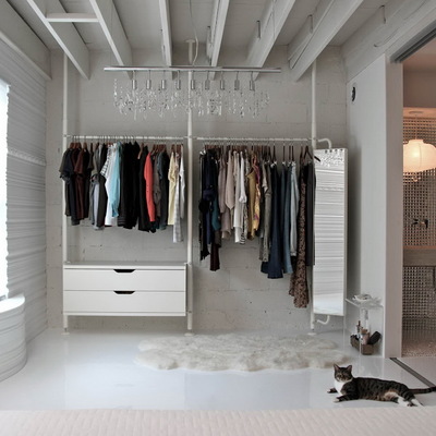 Come organizzare armadio secondo il metodo Marie Kondo