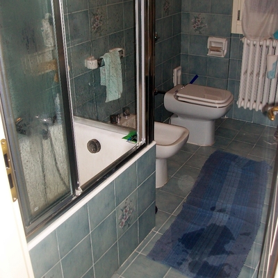 Prezzo per la categoria installare o cambiare vasca da bagno o ... Vasca doccia piccola