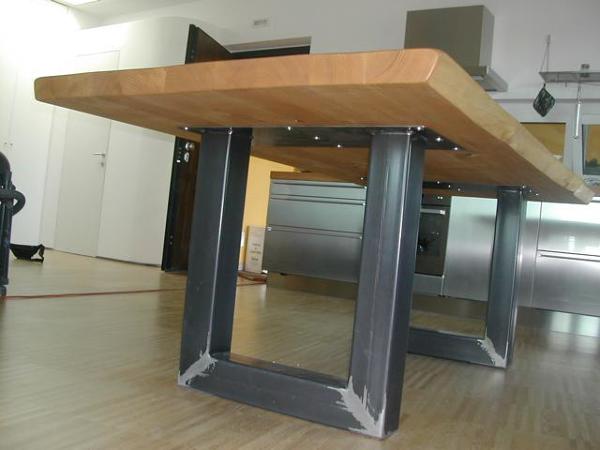 Foto: gambe tavolo ferro grezzo piano legno massello di rimoldi ... Gambe tavolo ferro