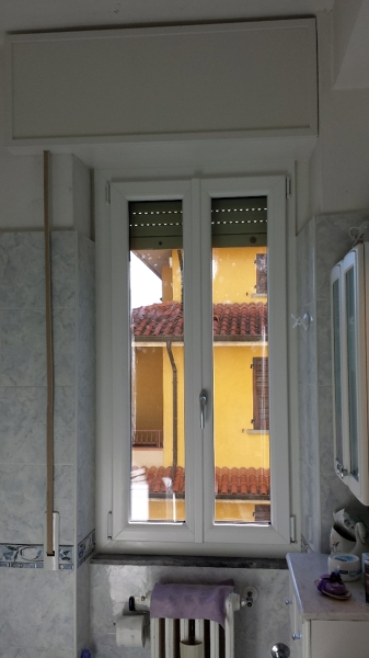 Foto: montaggio finestre e cassonetti in pvc di alfa serramenti ... Montaggio finestre pvc