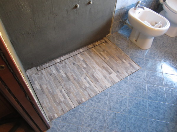 Foto: piatto doccia in muratura di d&p edilizia generale #245773 ... Vasca doccia in muratura