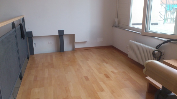 Foto: posa parquet prefinito colore faggio di edil rusan augustin ... Parquet prefinito colori