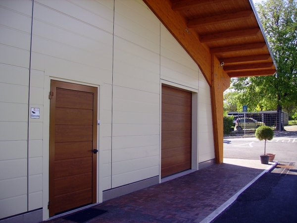 Foto: rivestimento facciate con pannelli sandwich di italcover srl ... Pannelli rivestimento facciate