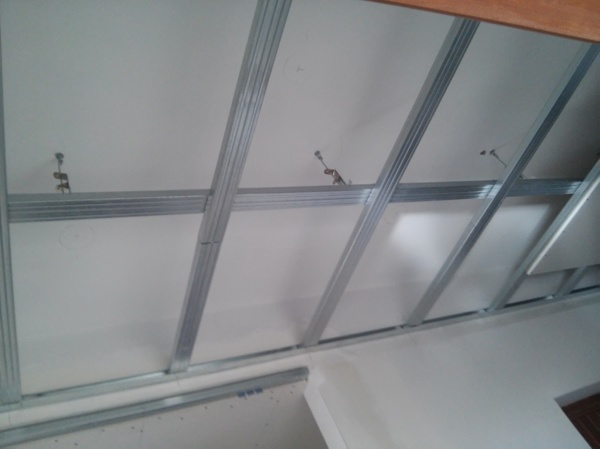 Foto: struttura cartongesso di innovationcolor #479071 habitissimo Controsoffitto cartongesso struttura