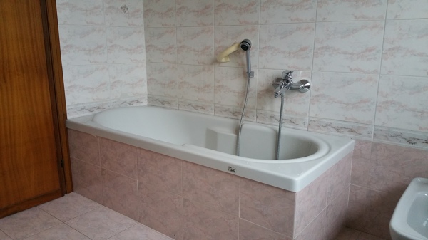 Foto: vasca da bagno in muratura di savio tecnoimpianti #406635 ... Vasca in muratura