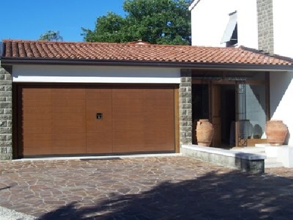 Chiusura con porta sezionale habitissimo Altezza porta garage