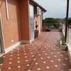 Pavimentare e Piastrellare