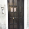 Portoncino in pvc per entrata di palazzina