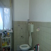 Imbiancatura cucina e bagno + riprese parziali su necessità in altre stanze sole pareti verticali + ripristino di una crepa di 40 cm preferibile preventivo via e-mail grazie