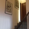 Eliminazione alzata e battiscopa granito su scala