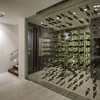 Cantina vini in vetro trasparente refrigerata