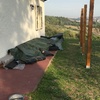 Montaggio tettoia addossata