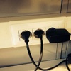 Sistemazione cavi elettrici con canalina